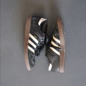 Adidas | Black Kids Samba Sz 5 1/2